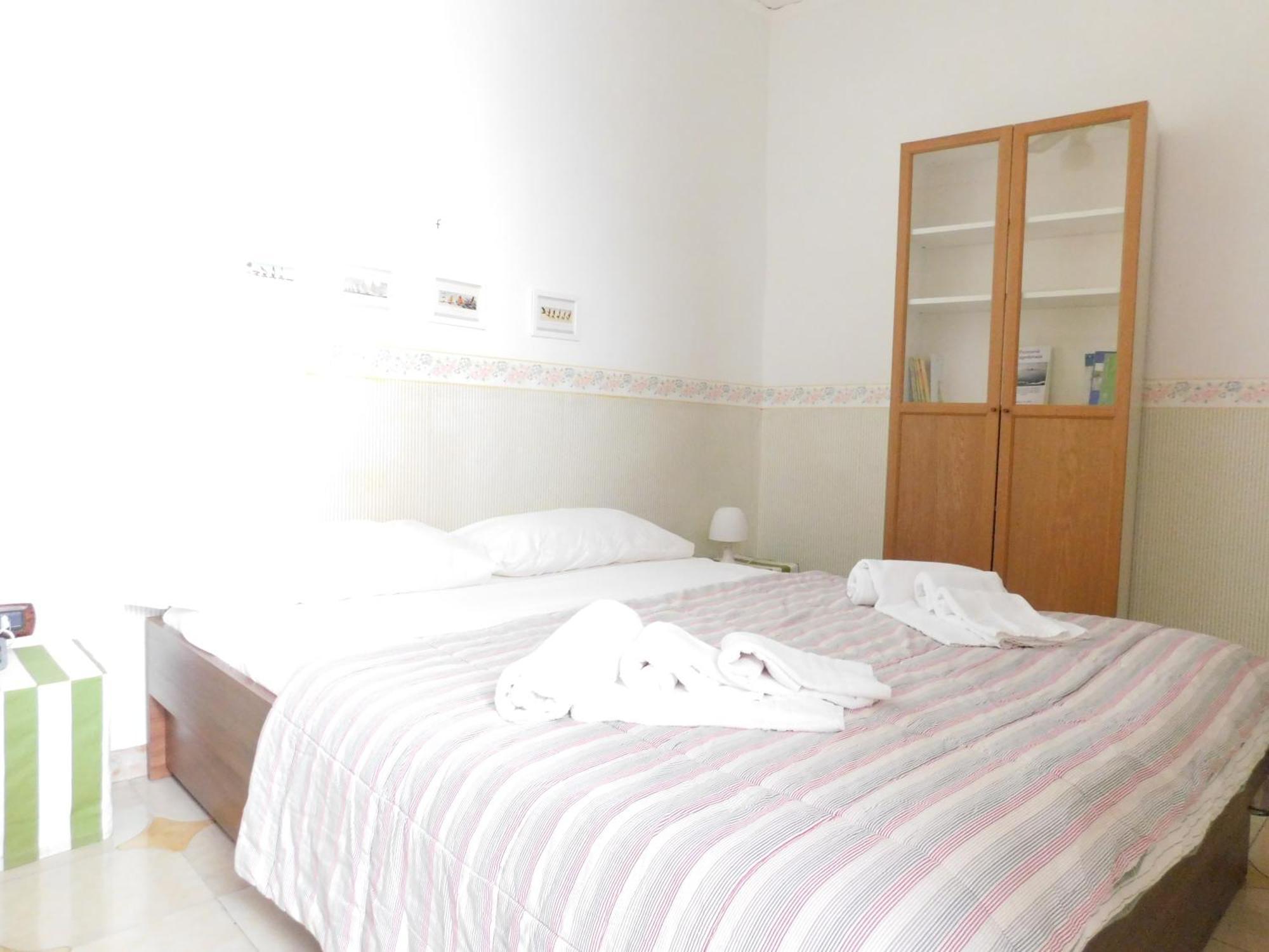 Apartment Piacevole Chiaia *
